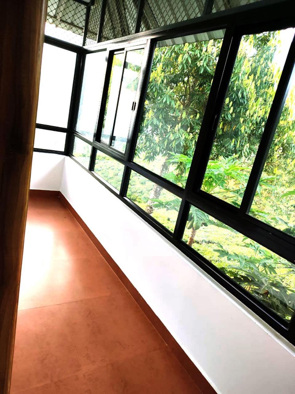 Appartamento Tea & Sky Munnar Esterno foto
